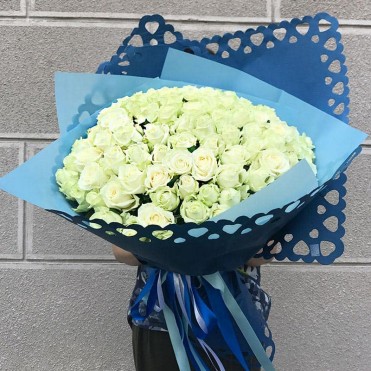 101 белая роза Аваланч 60 см 101 белая роза Аваланч 60 см