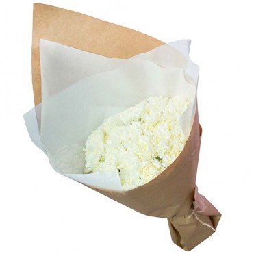 35 белых гвоздик