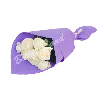 9 белых роз Аваланч 60 см