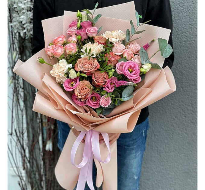 Авторський букет від флориста «Моніка»