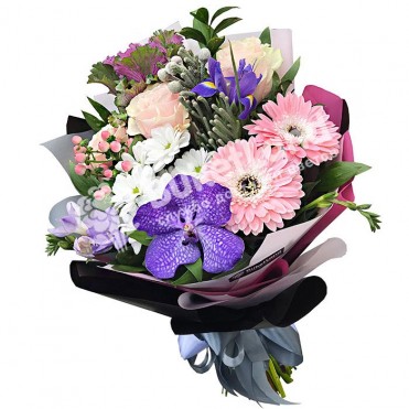 Букет цветов «Dior»