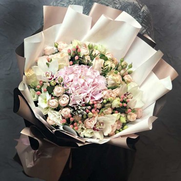 Букет квітів «Фантазія» Букет квітів «Фантазія»
