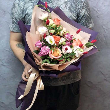 Букет квітів від флориста S