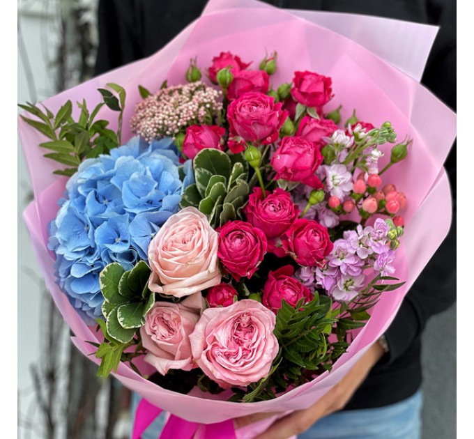 Букет квітів «Венера»