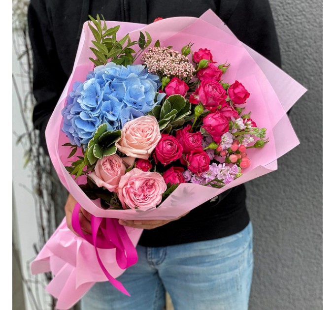 Букет квітів «Венера»