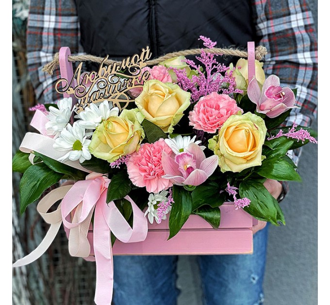 Композиція у дерев'яному ящику «Мамулі»