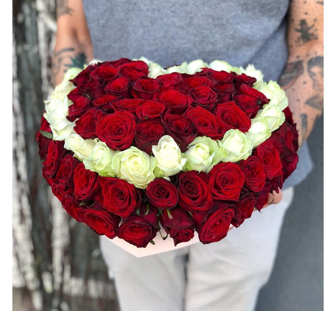 Композиція в коробці «Від серця до серця»