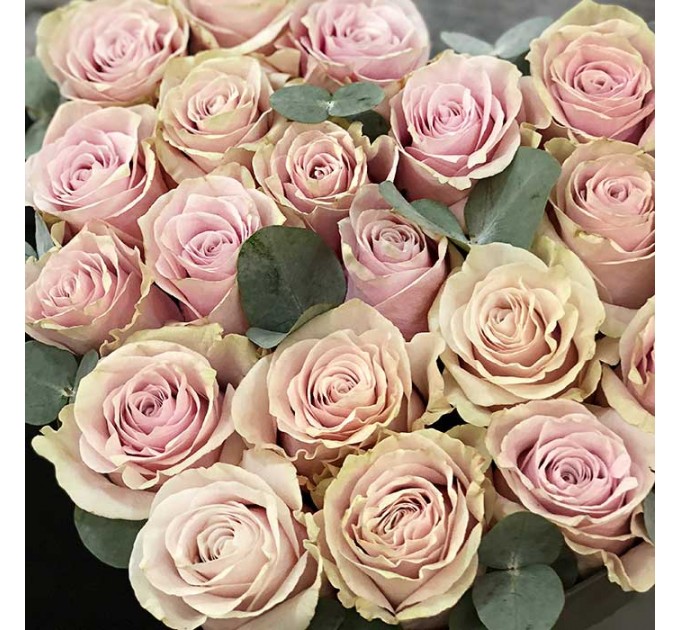 Серце з еквадорськими трояндами «Джульєтта»