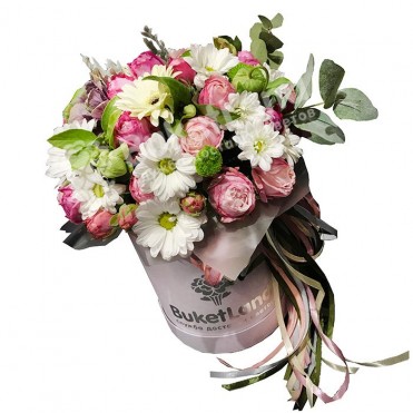 Цветы в шляпной коробке «Искренность»