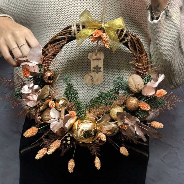 Зимовий віночок «Салют емоцій»